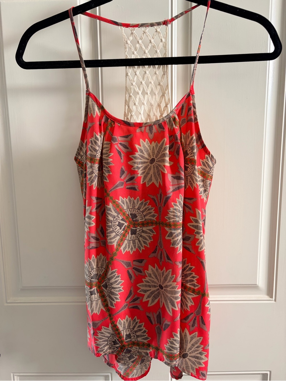Collective Concepts Red Floral Print Spaghetti Strap Camisole